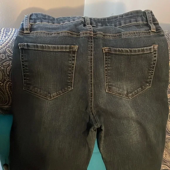 Design Lab Jeans - Picture 4 of 5